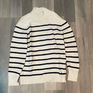 Banana Republic turtleneck